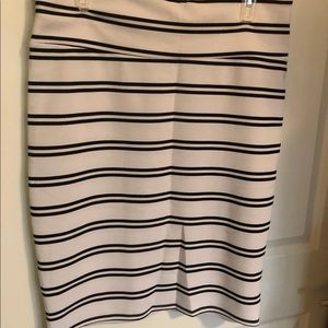 Lularoe Cassie skirt